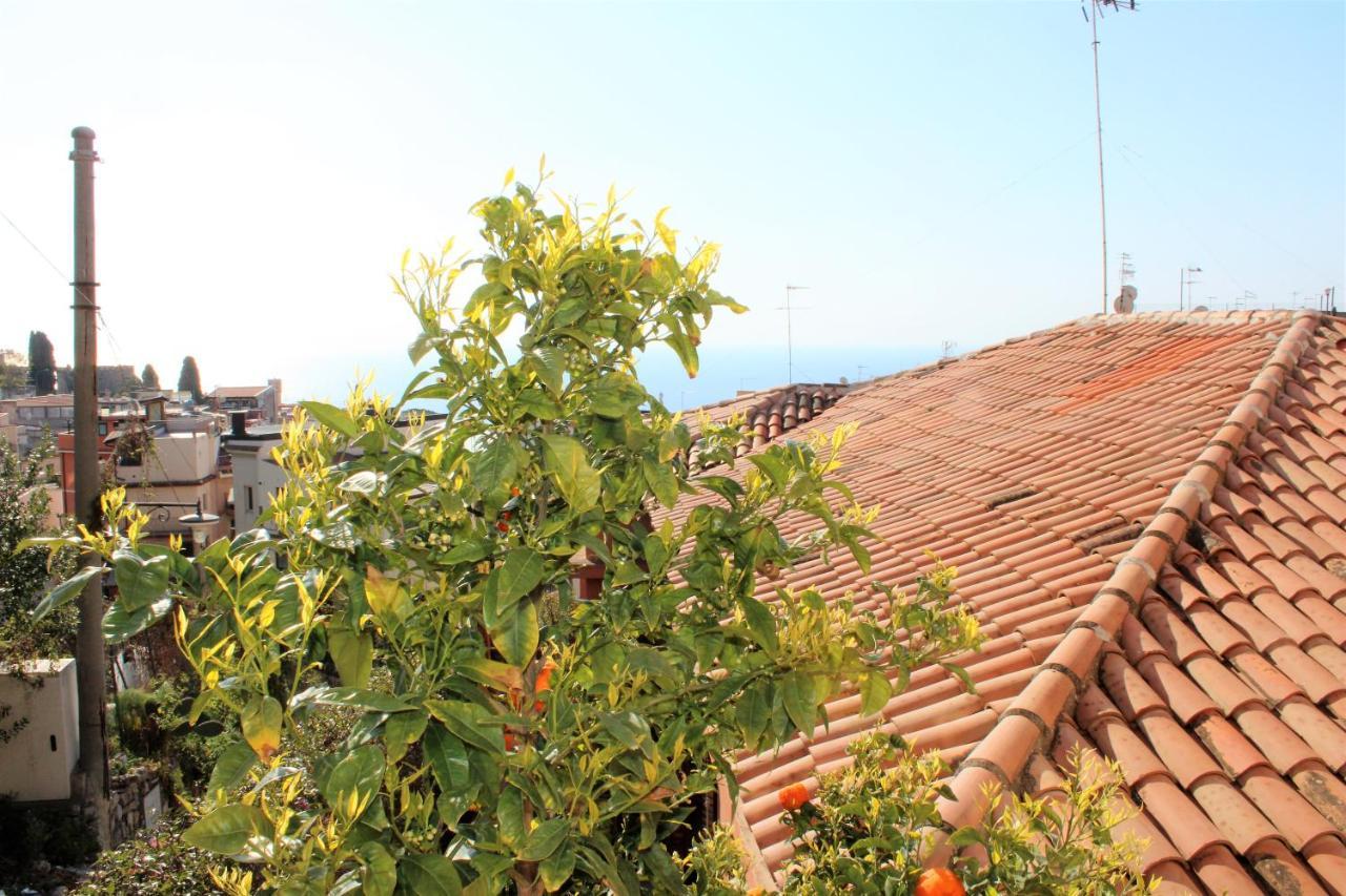 Taormina Casa Sarina Apartamento Exterior foto